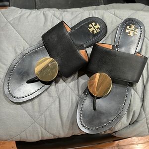 Excellent condition Tory Burch sandals Size 9